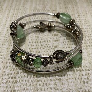 Elegant Silver and Green Beaded Bracelet
